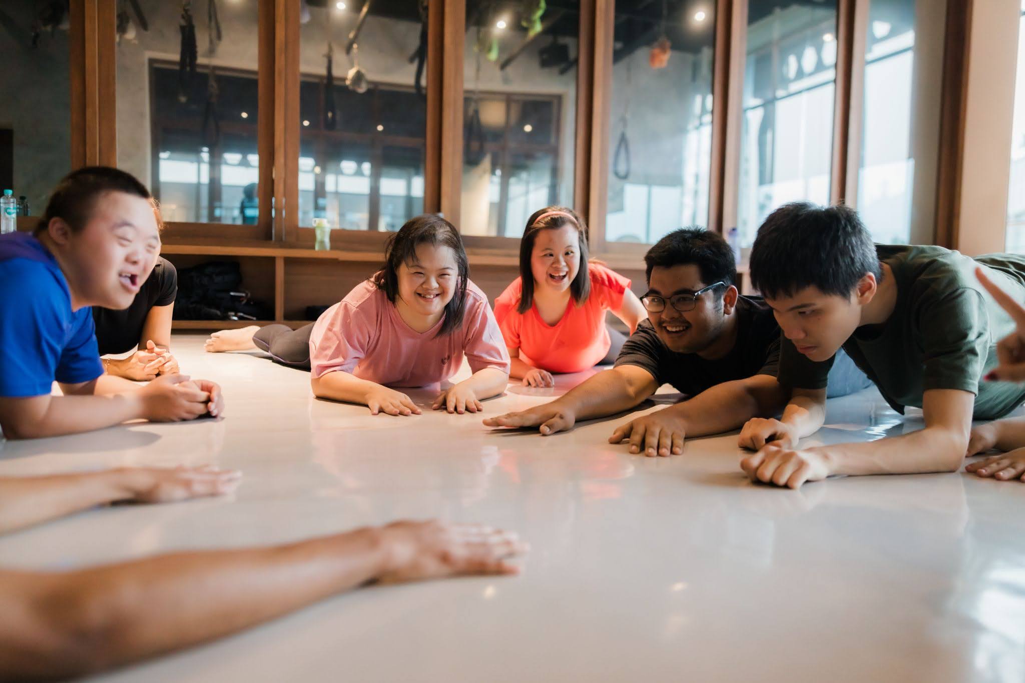 Encouraging training participants to enjoy physical activities both indoors and outdoors. This program was first implemented on March 1, 2024.